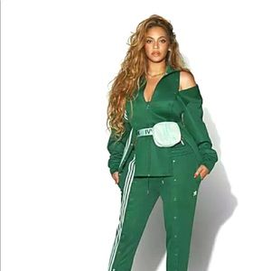 💧 Drip2 IVY PARK x ADIDAS Track Jacket - L